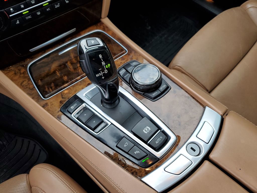2014 BMW 750Li