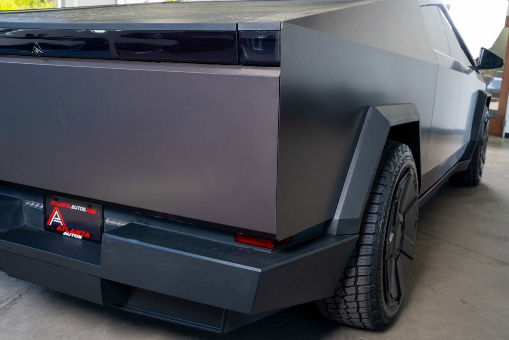 2024 Tesla Cybertruck AWD Crew Cab