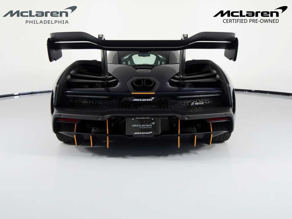 Used 2019 McLaren Senna photo 14