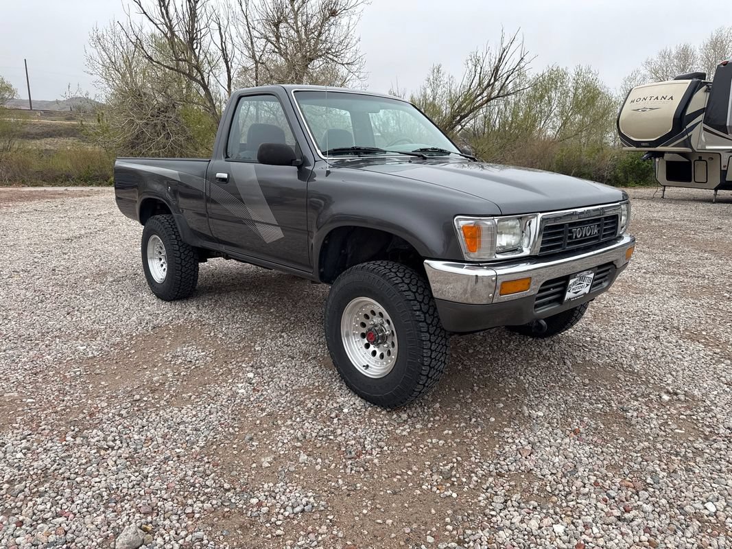 Used 1989 Toyota Pickup Deluxe
