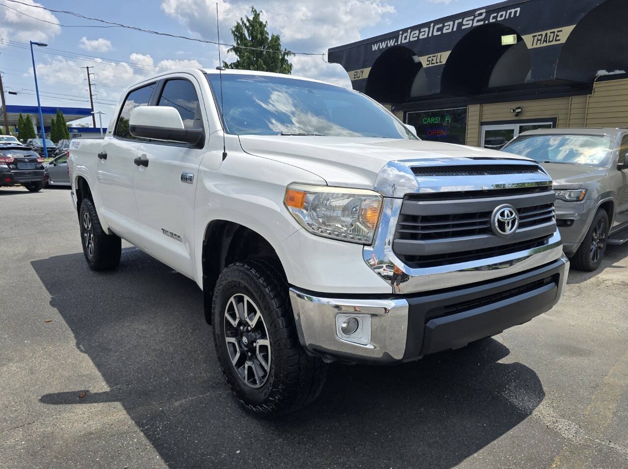 Used 2014 Toyota Tundra SR5 w/ TRD Off Road Package