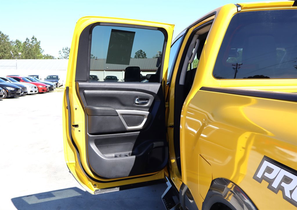 2016 Nissan Titan PRO-4X