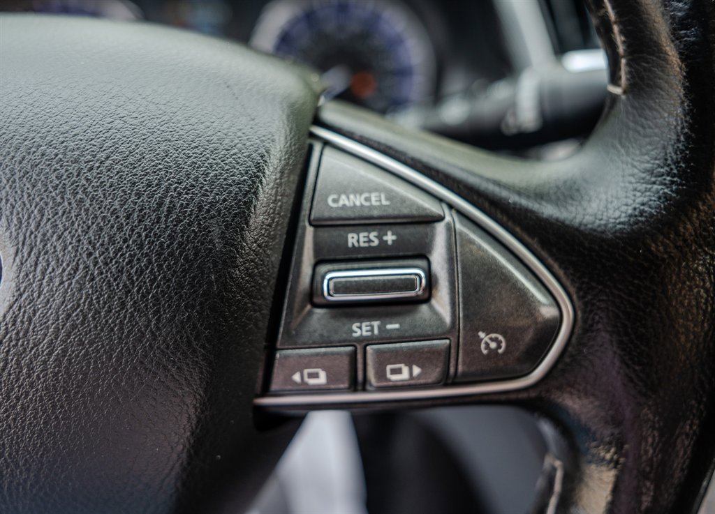 2015 INFINITI Q50 Premium