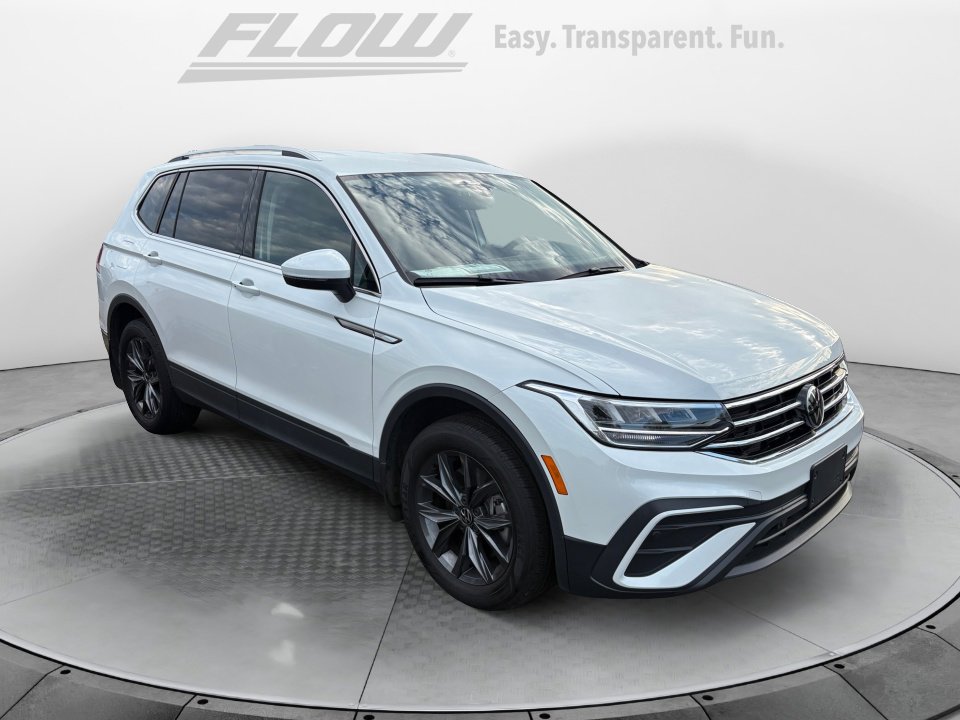 Used 2023 Volkswagen Tiguan SE