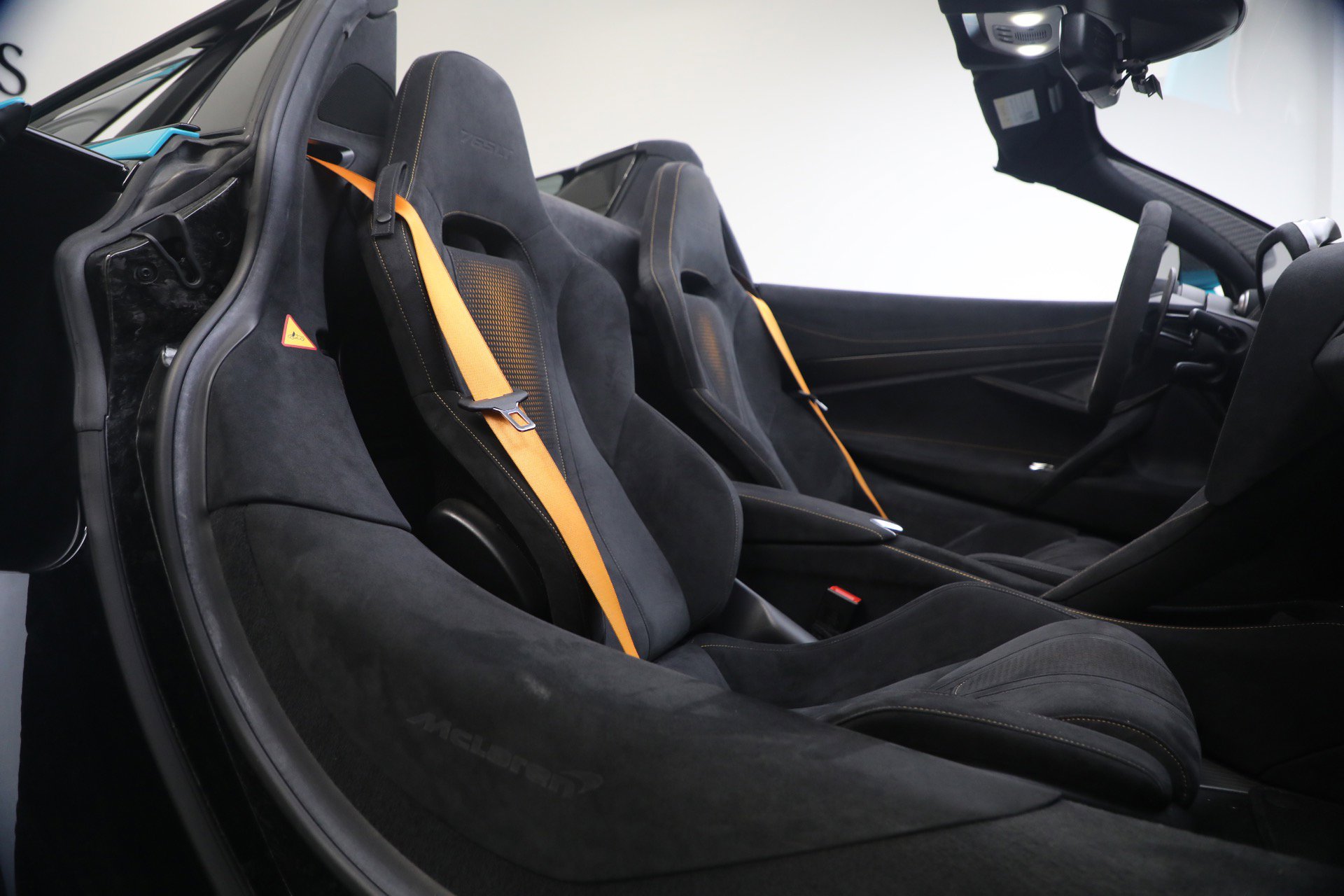 Used 2022 McLaren 765LT photo 35