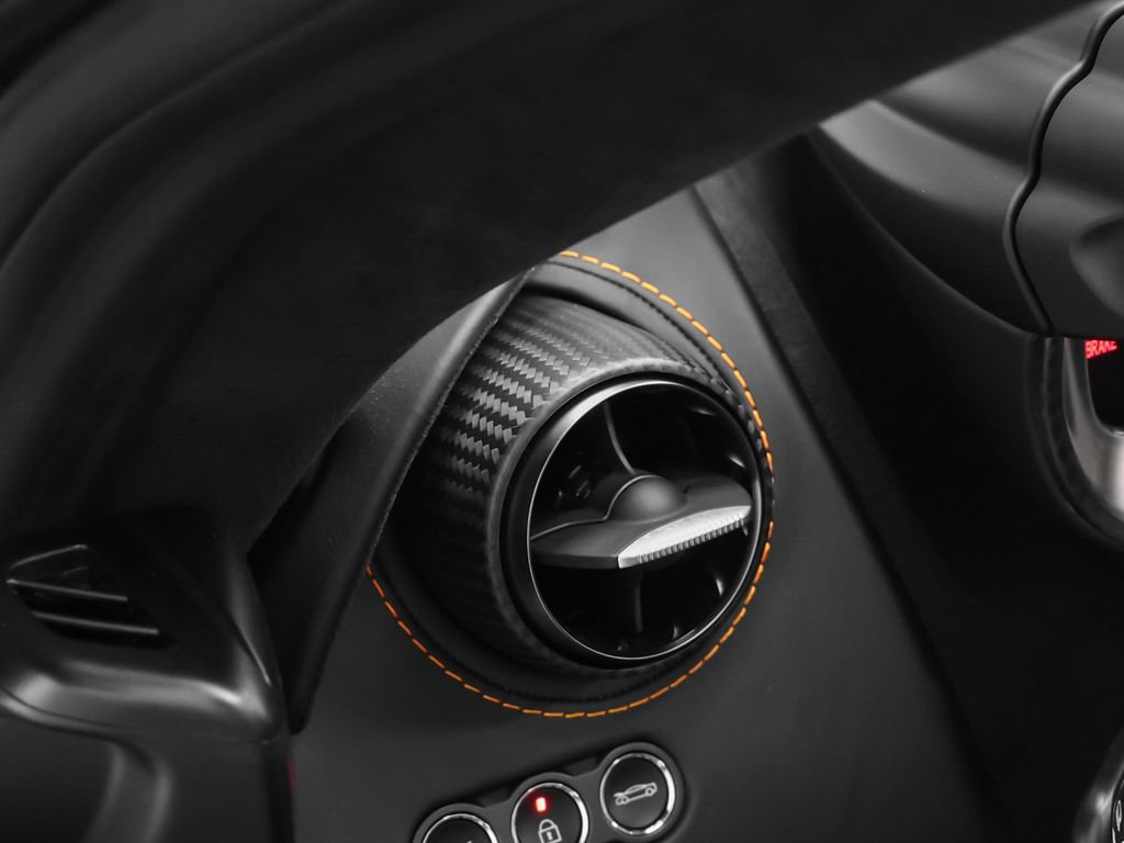 Used 2025 McLaren 750S Spider photo 39