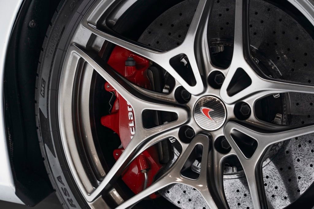 Used 2018 McLaren 720S Performance photo 63