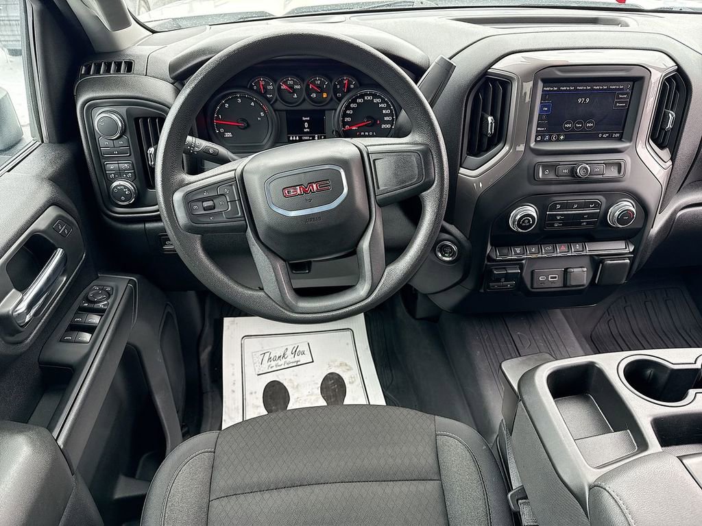 2024 GMC Sierra 2500 Pro