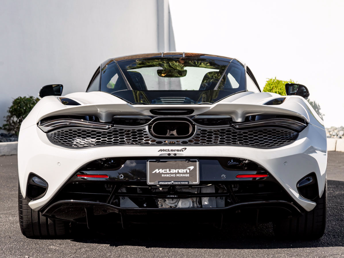 Used 2025 McLaren 750S photo 9