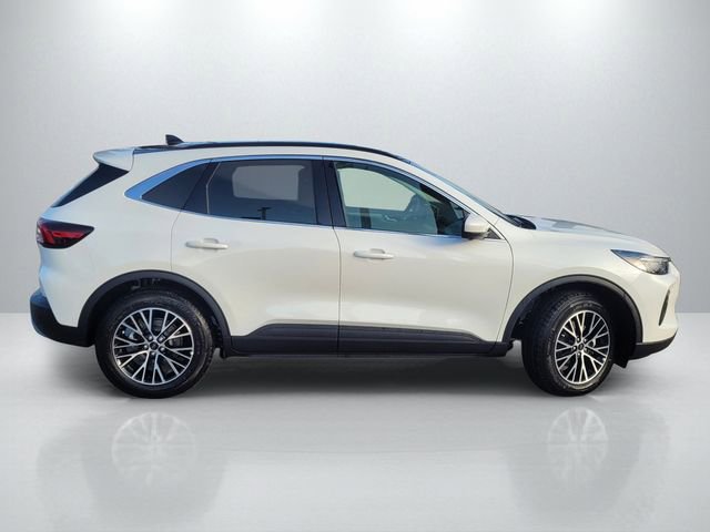 2025 Ford Escape SE
