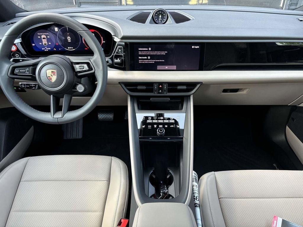 2025 Porsche Macan Electric