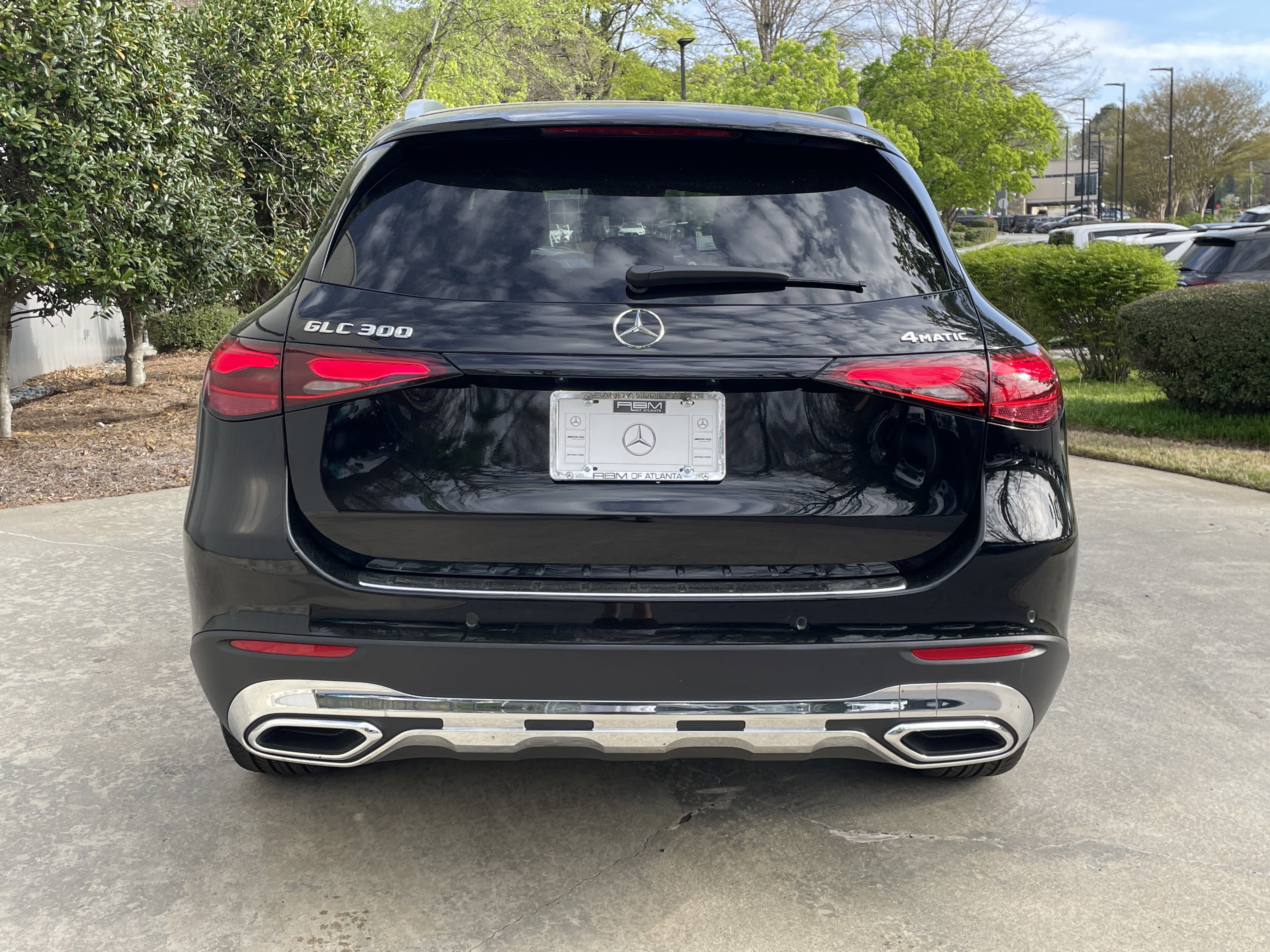 2025 Mercedes-Benz GLC 300 4MATIC