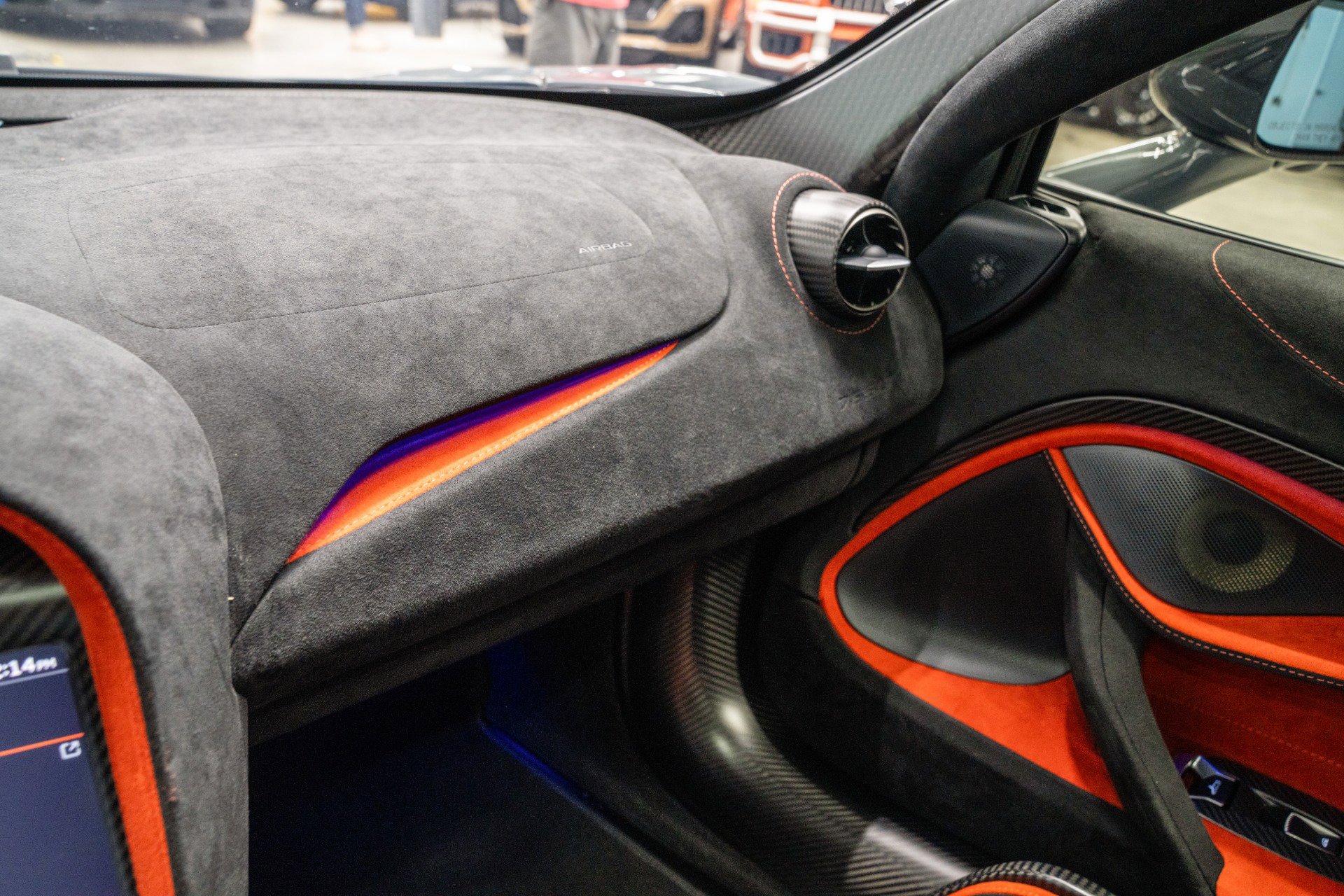 Used 2021 McLaren 765LT photo 27