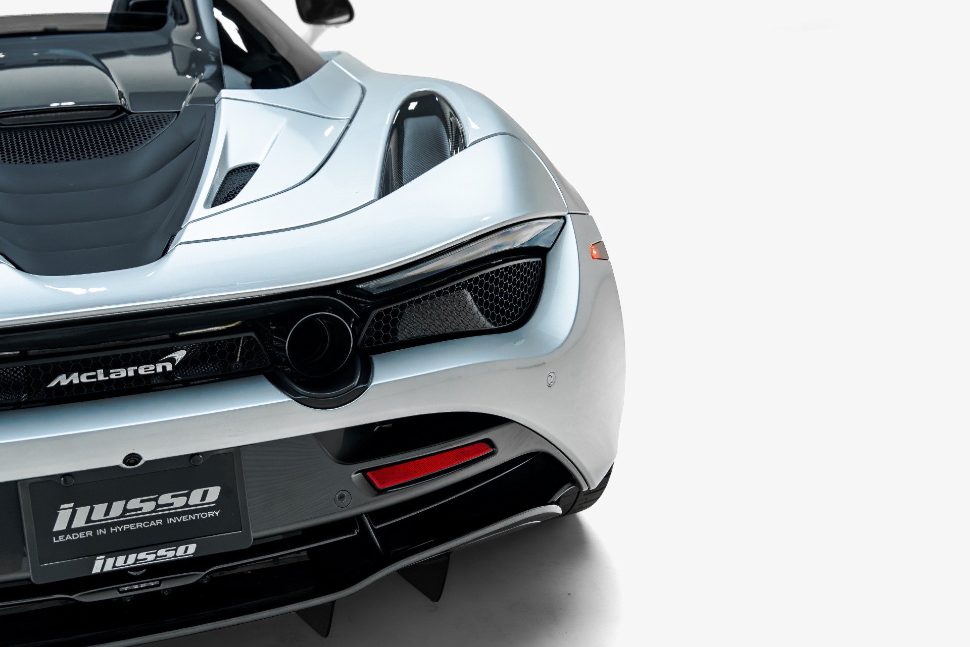 Used 2021 McLaren 720S Performance photo 28