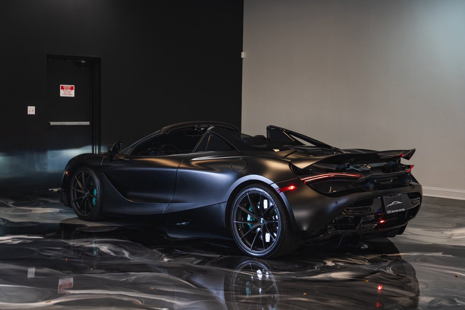 Used 2020 McLaren 720S Performance photo 10