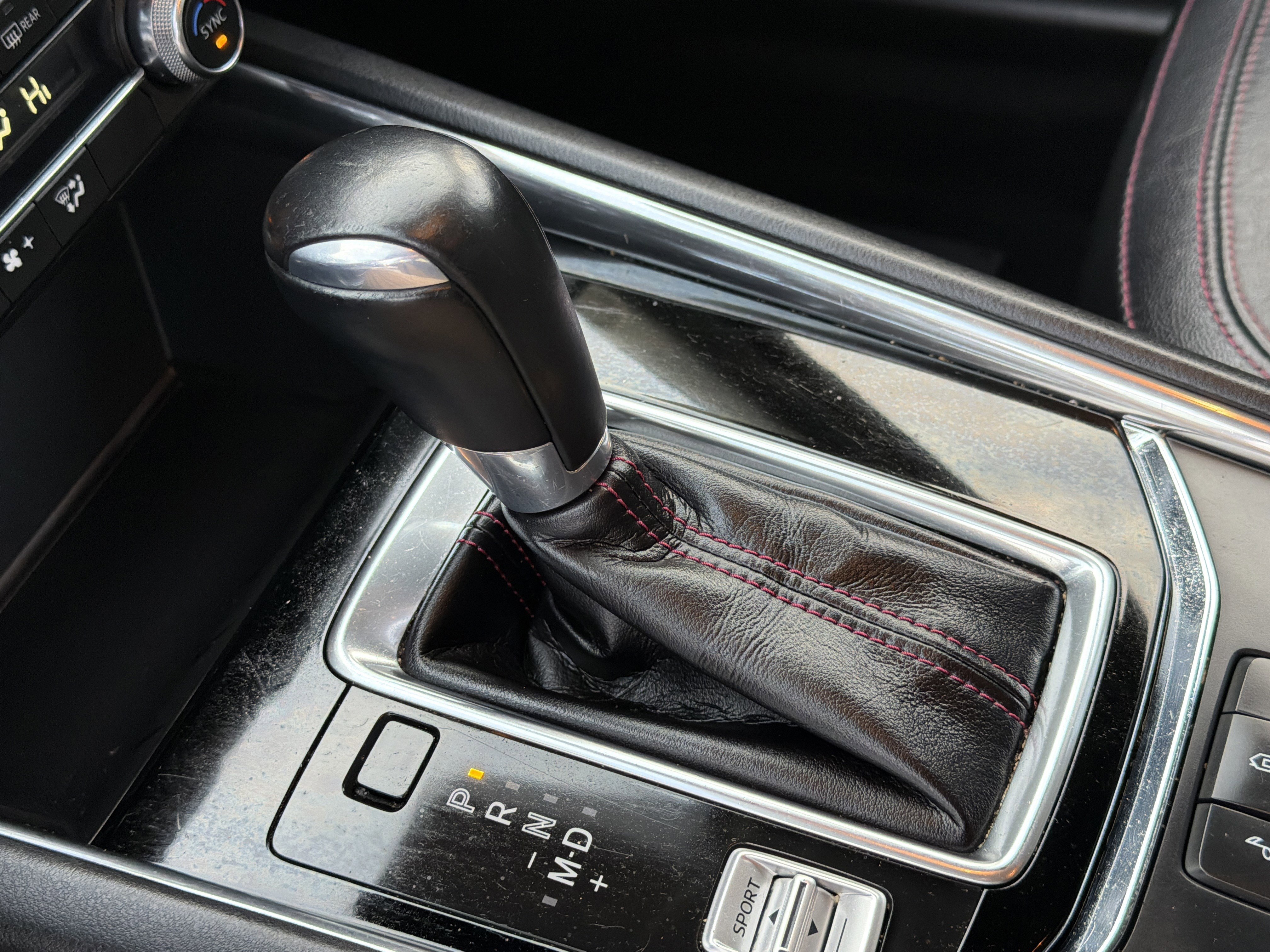 2022 MAZDA Cx-5 Carbon Edition