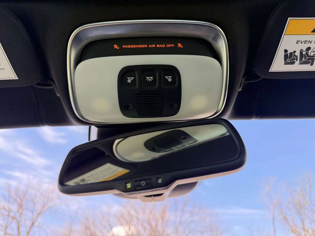 Used 2020 McLaren 600LT Spider photo 43