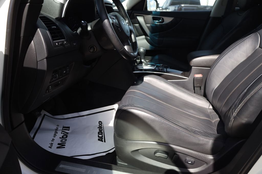 2017 INFINITI Qx70 AWD