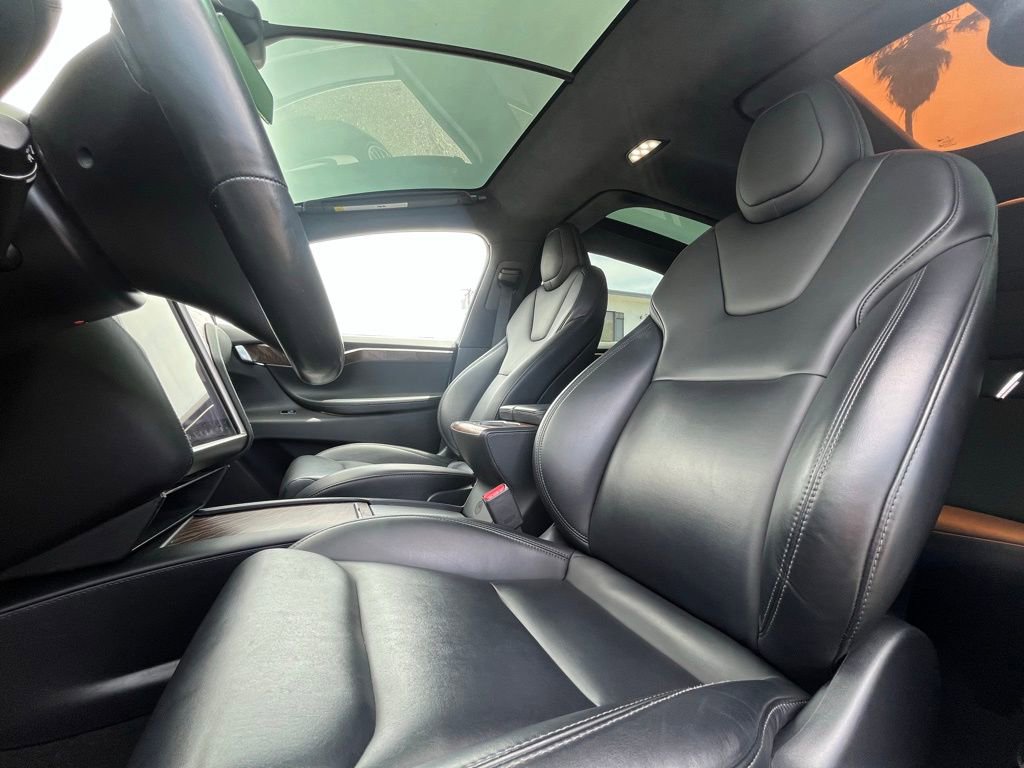 2020 Tesla Model X Long Range