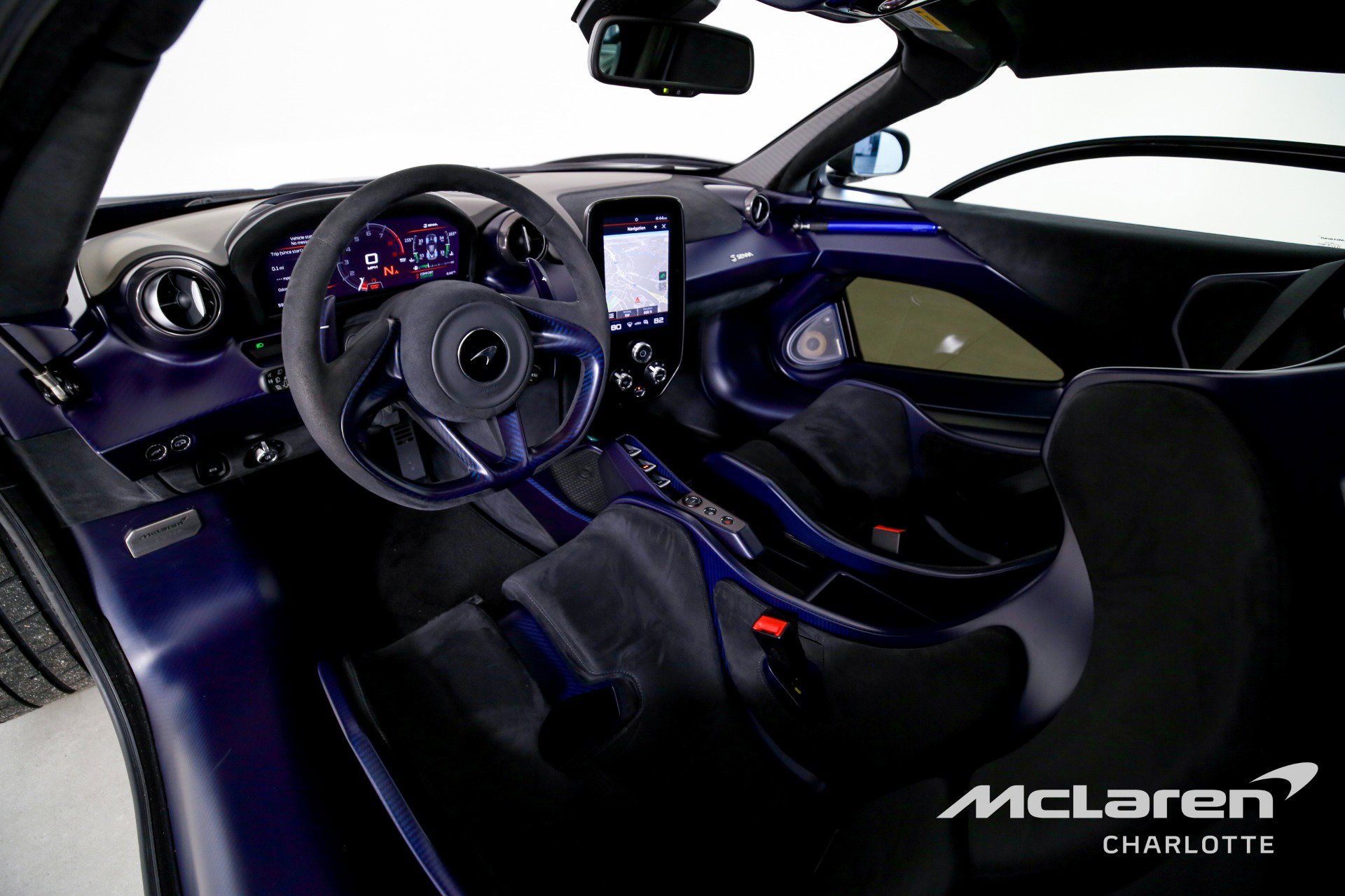 Used 2019 McLaren Senna photo 13