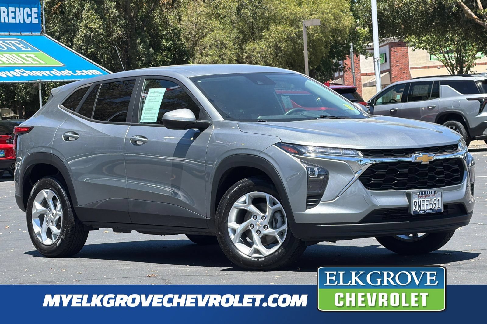 Used 2024 Chevrolet Trax LS w/ LS Convenience Package