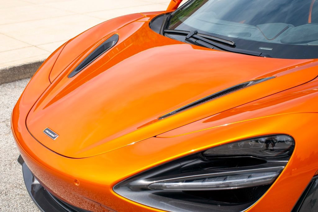 Used 2018 McLaren 720S Performance photo 24