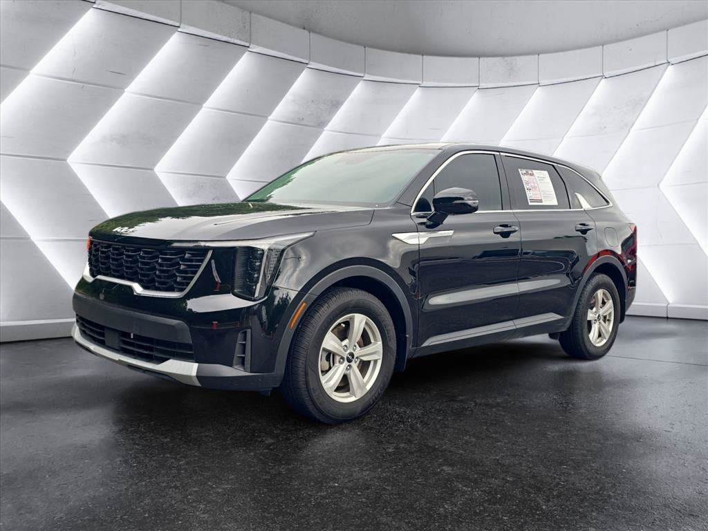 Used 2025 Kia Sorento LX