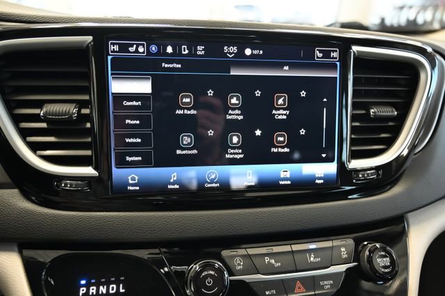 2024 Chrysler Pacifica Touring-L