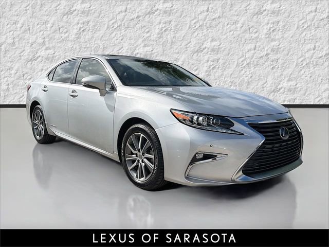 Used 2016 Lexus ES 300h w/ Luxury Package w/Wood Trim
