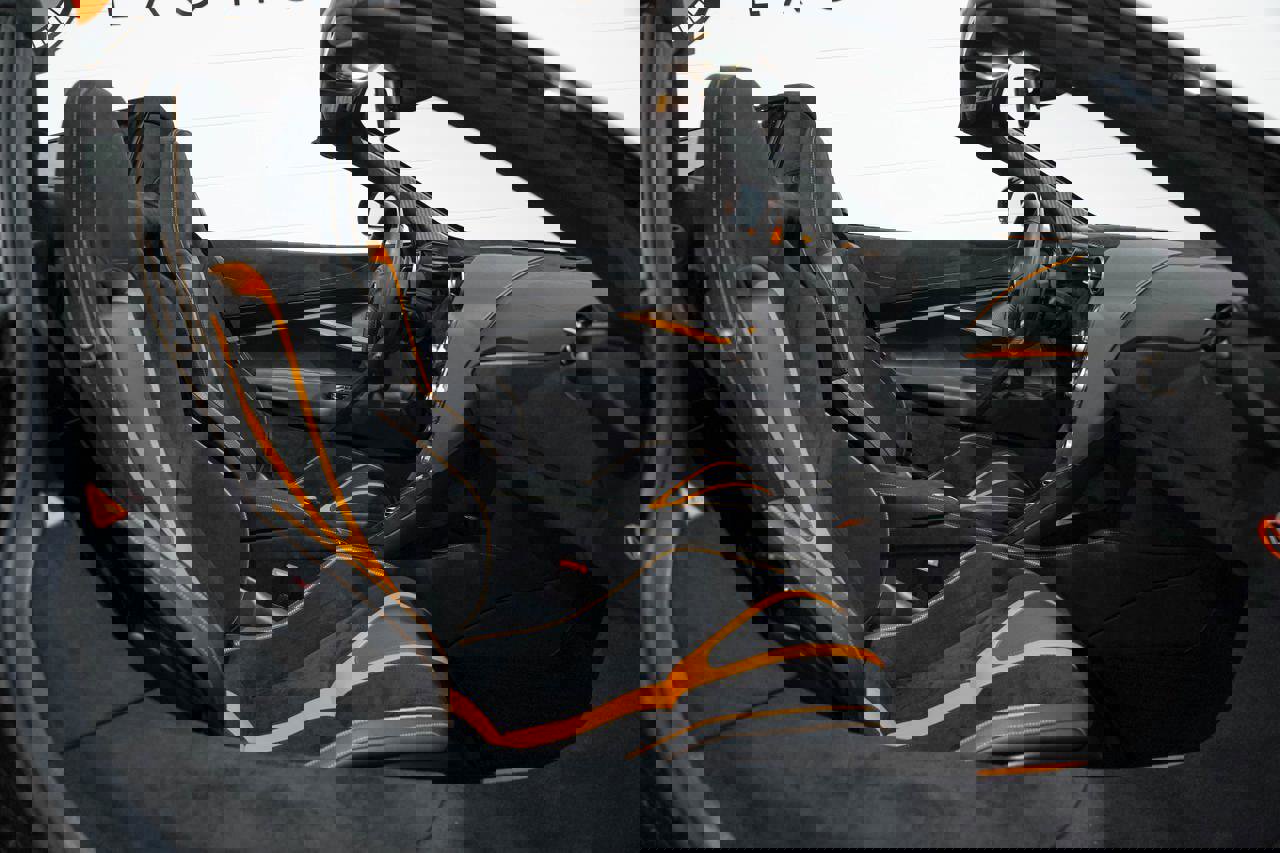 Used 2022 McLaren 720S Performance photo 17