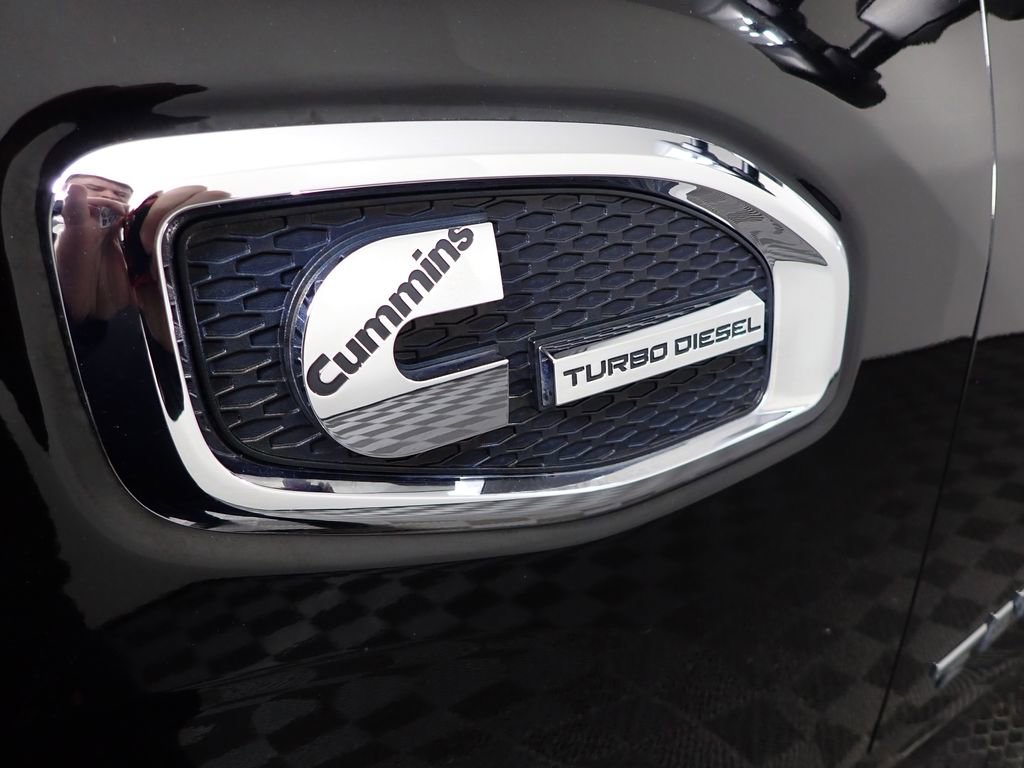 2016 Nissan Titan SL