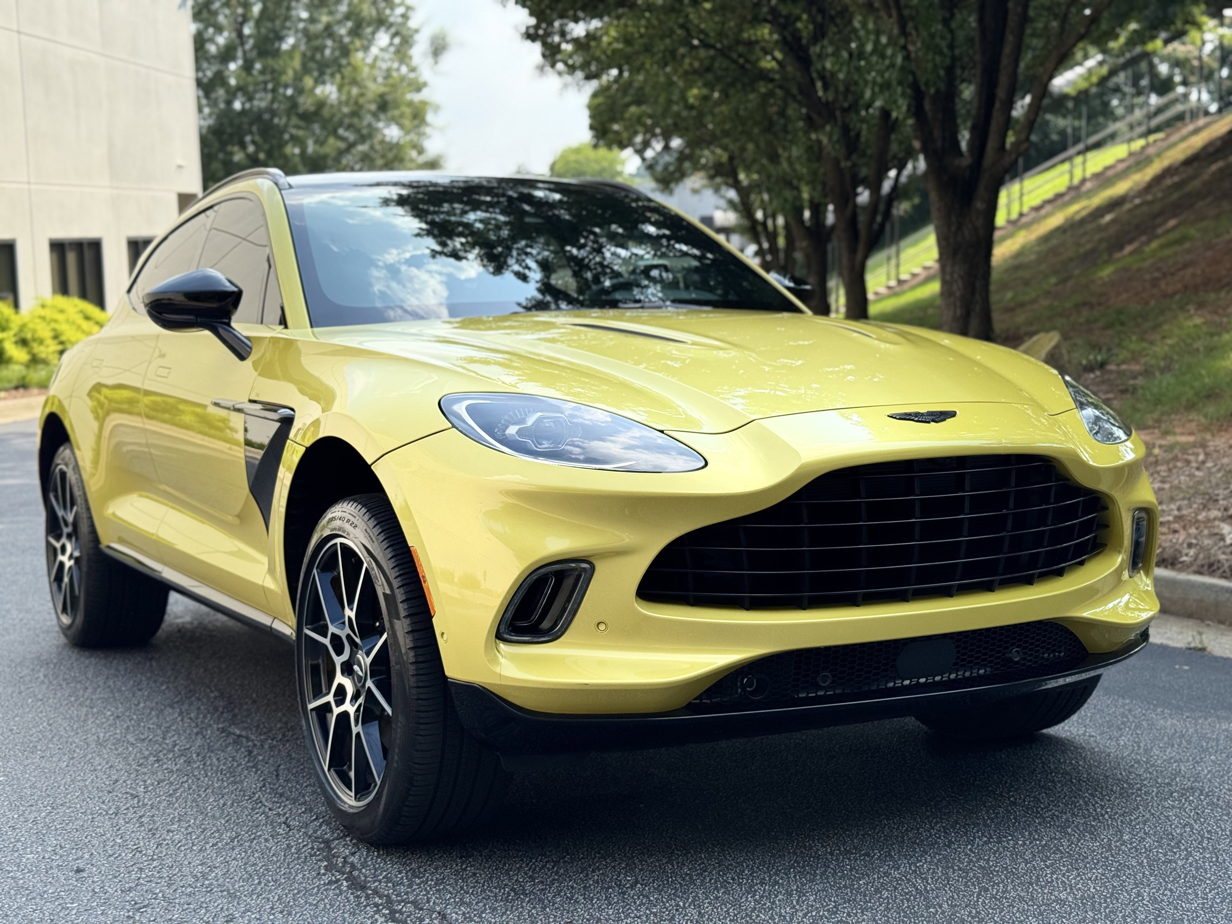 2021 Aston Martin DBX