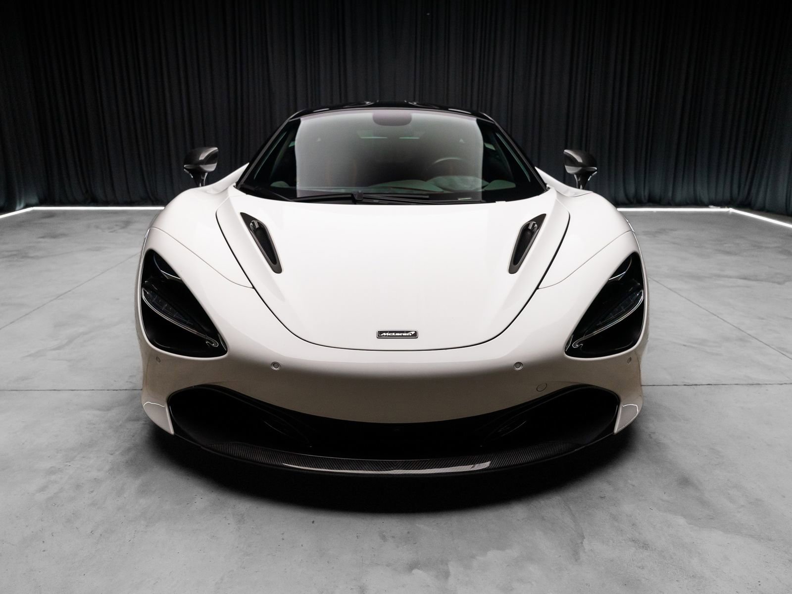 Used 2019 McLaren 720S Performance photo 11