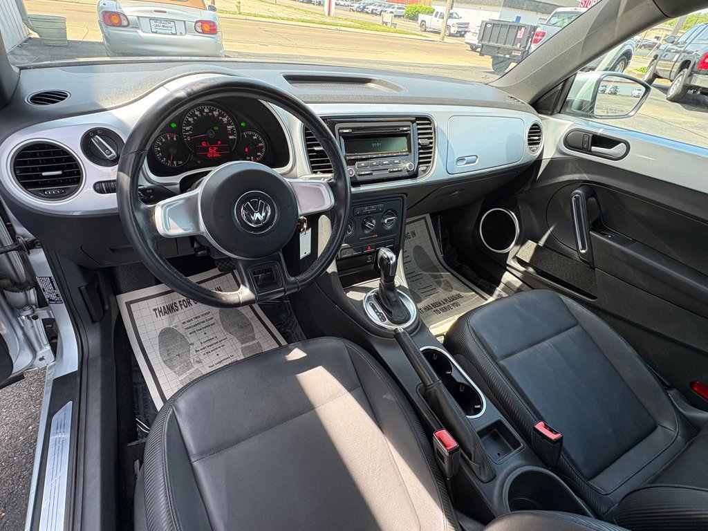 2012 Volkswagen Beetle 2.5
