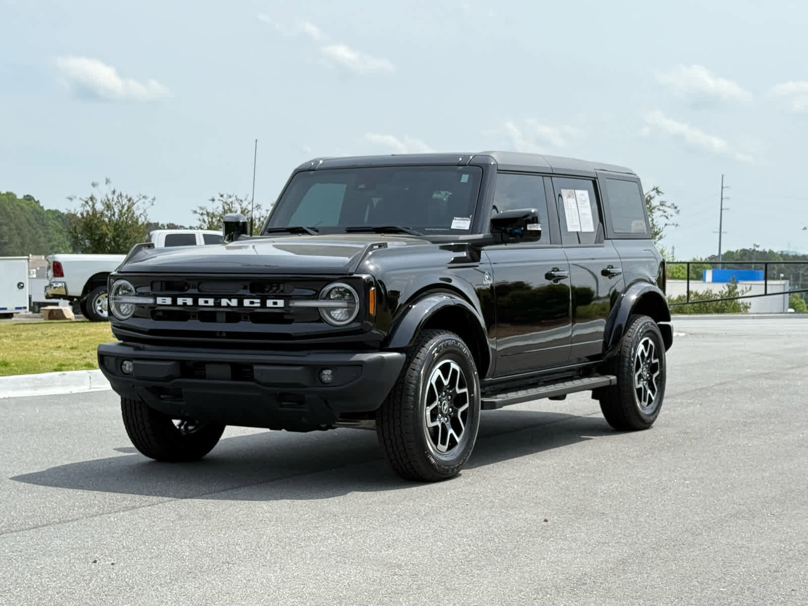 2024 Ford Bronco Outer Banks