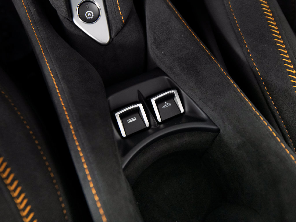 Used 2024 McLaren 750S Spider photo 26
