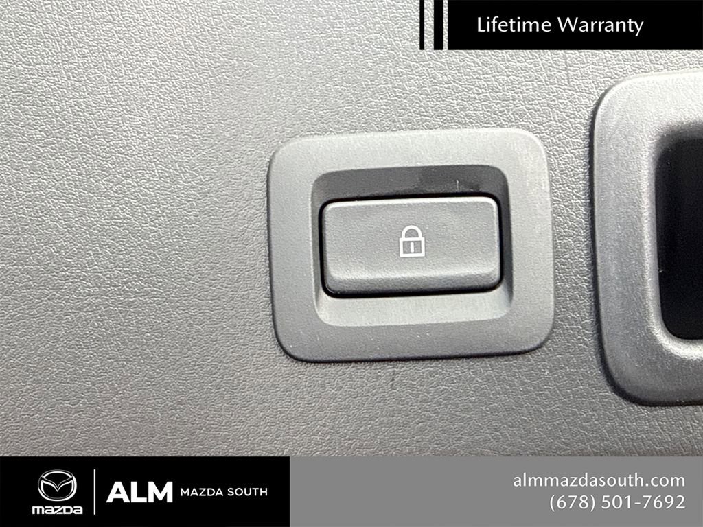 2026 MAZDA Mazda3 Carbon