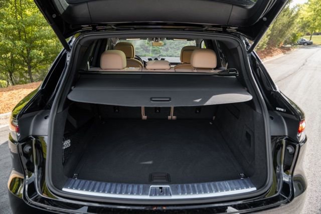 2022 Porsche Cayenne Platinum Edition