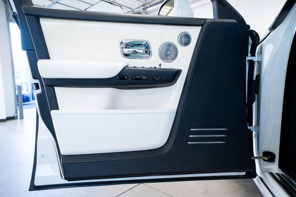 2019 Rolls-Royce Phantom Sedan