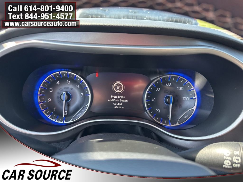 2023 Chrysler Pacifica Touring-L