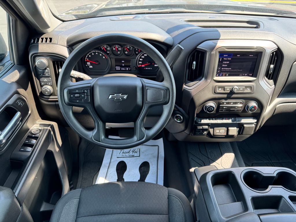 2024 Chevrolet Silverado 1500 Custom