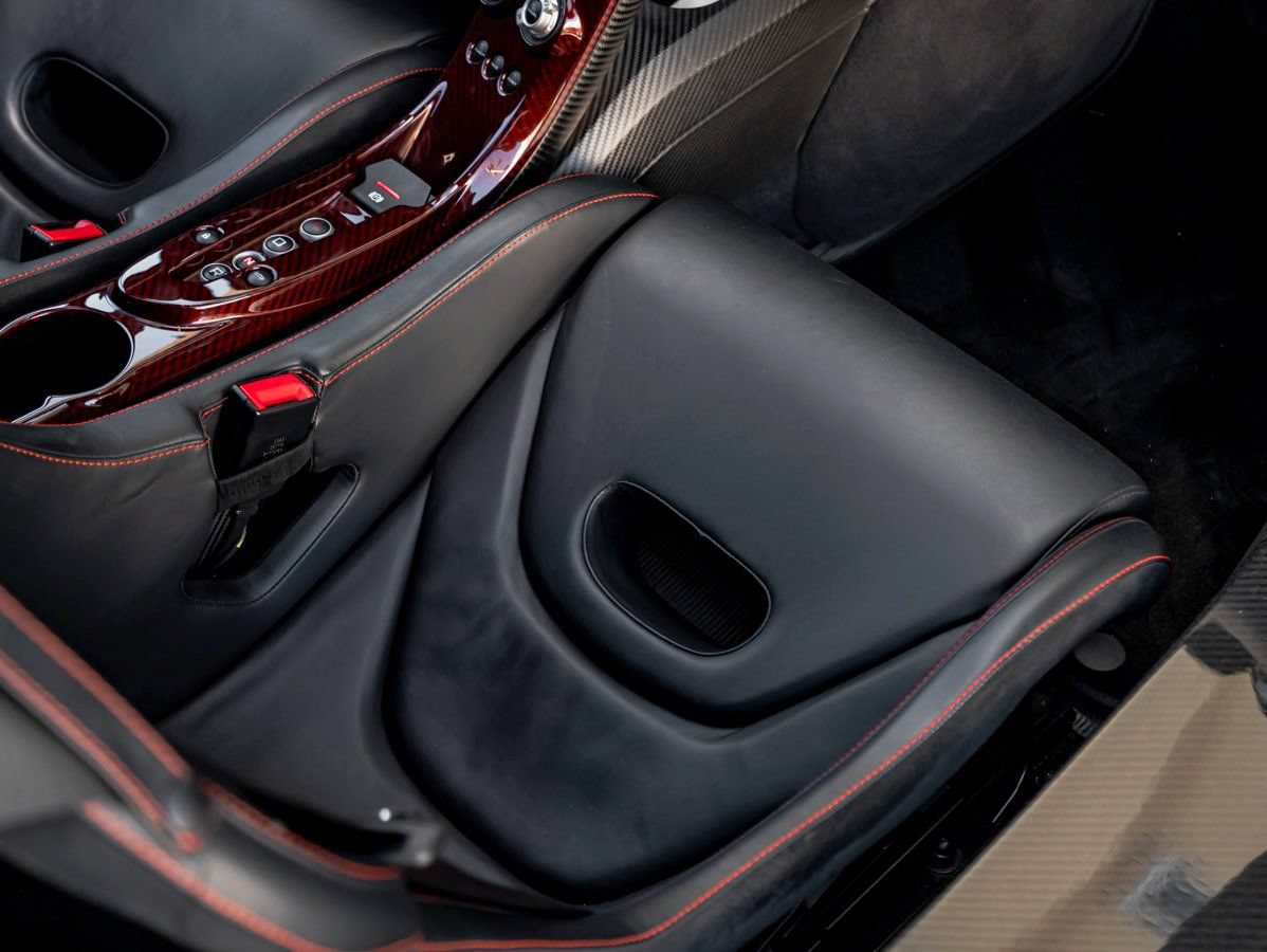 Used 2015 McLaren P1 photo 23