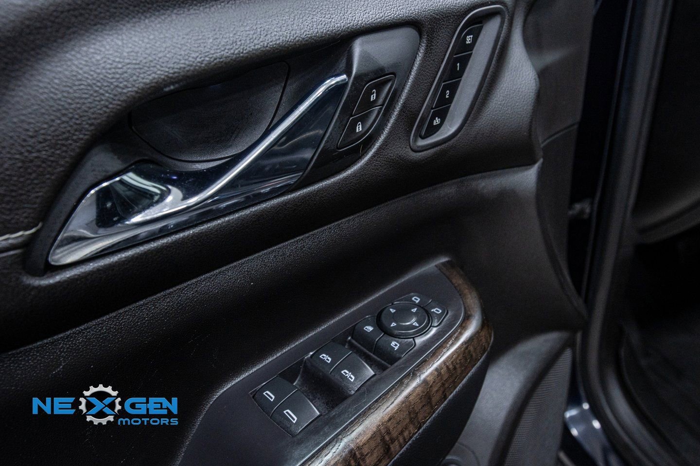 2021 GMC Acadia Denali