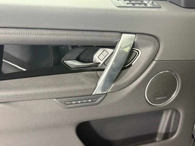 2025 Land Rover Discovery Sport S