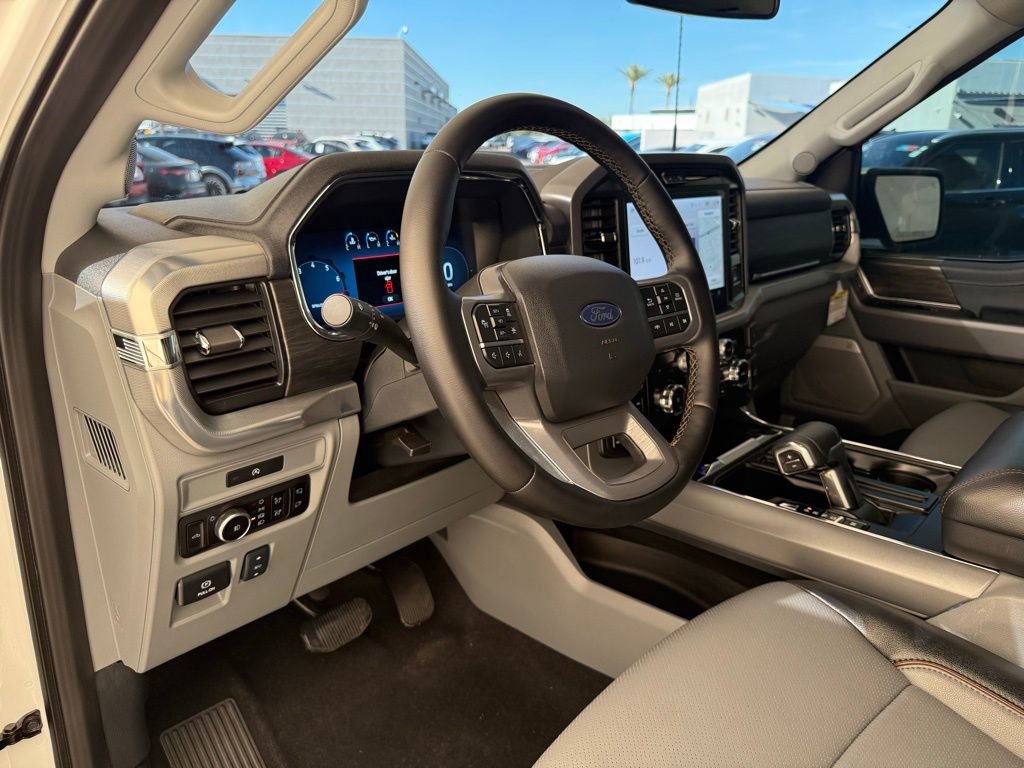 2025 Ford F150 Lariat