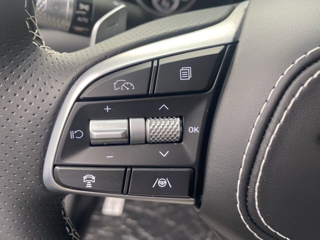 2025 Genesis G70 3.3T Advanced