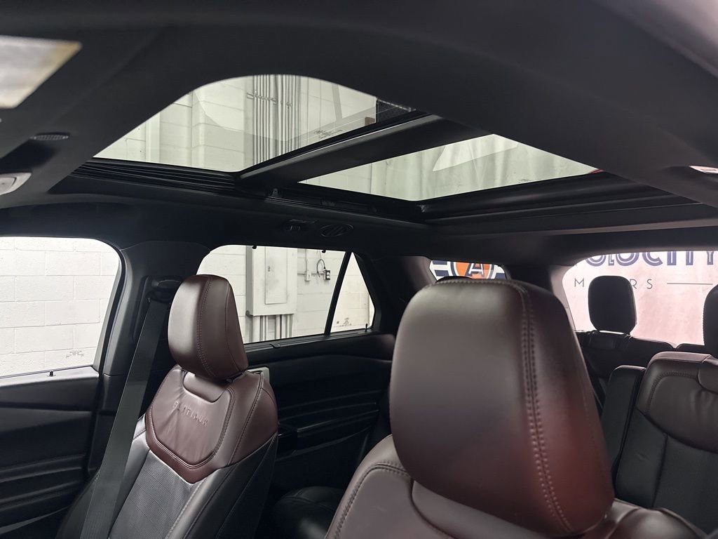 2022 Ford Explorer Platinum