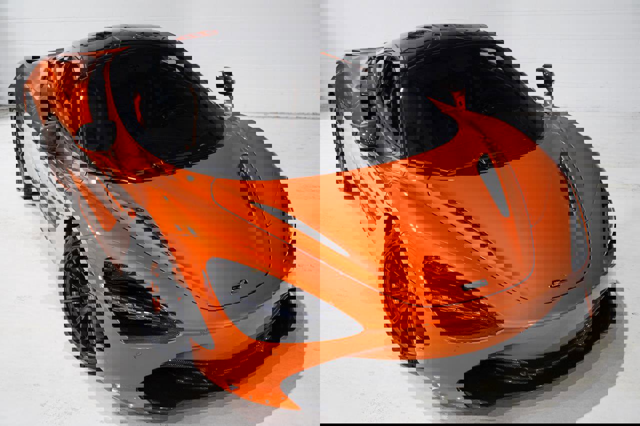 Used 2018 McLaren 720S Performance photo 28