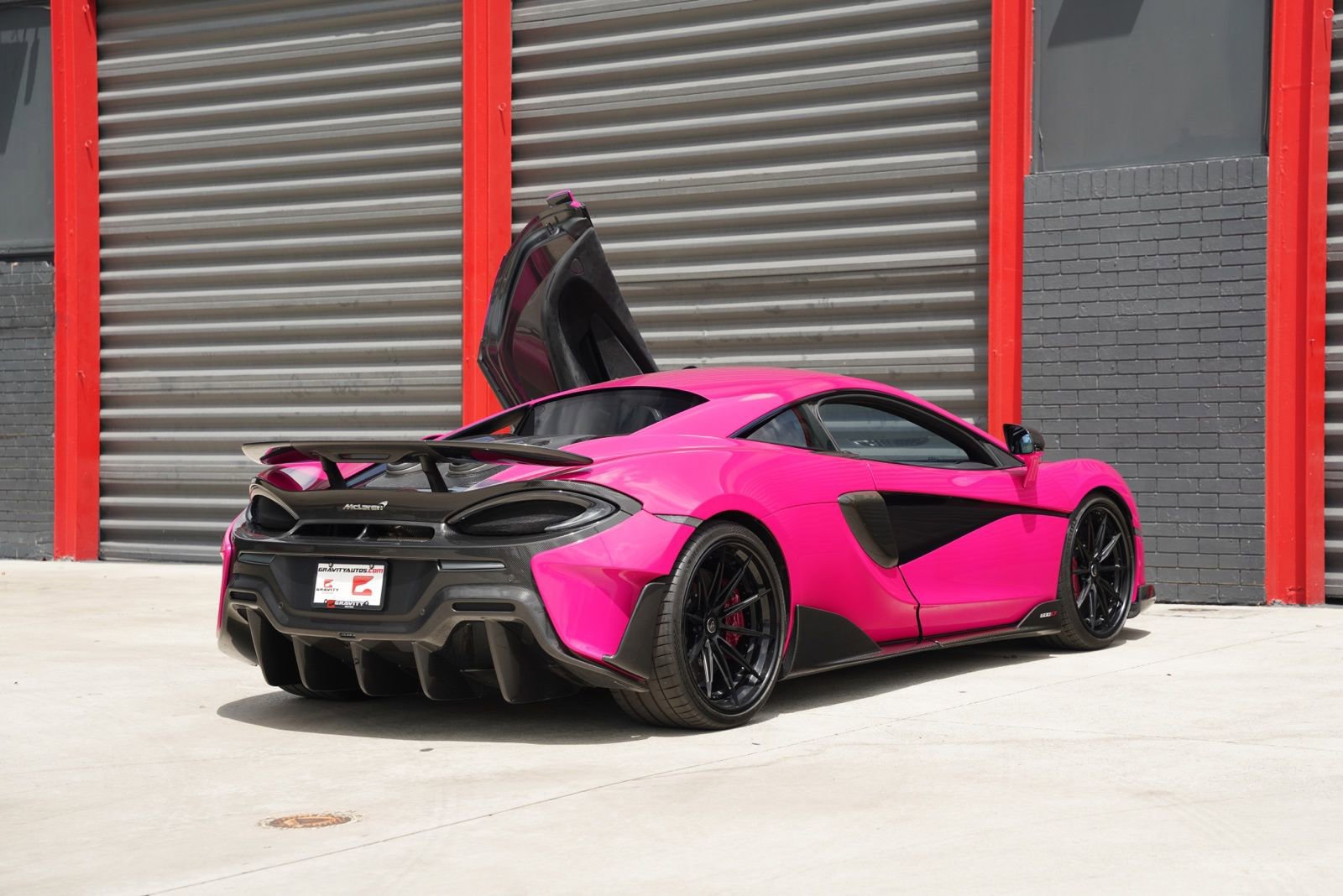 Used 2019 McLaren 600LT photo 11