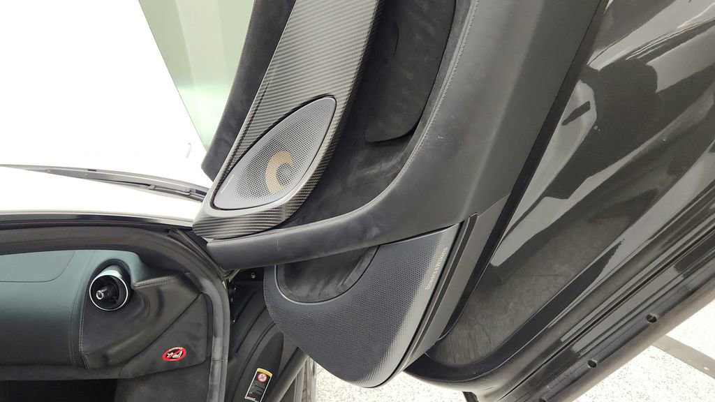Used 2019 McLaren 600LT photo 40